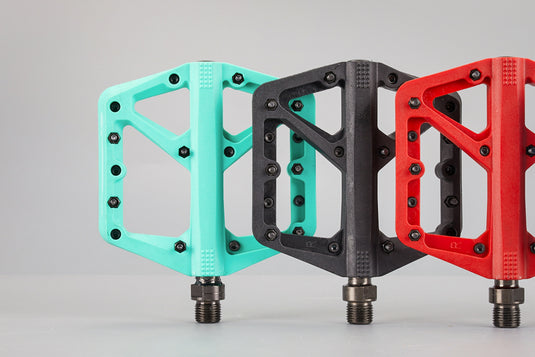 Racework Stam Flat Pedal MTB 02