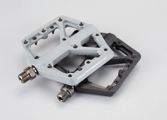 Racework Stam Flat Pedal MTB 02