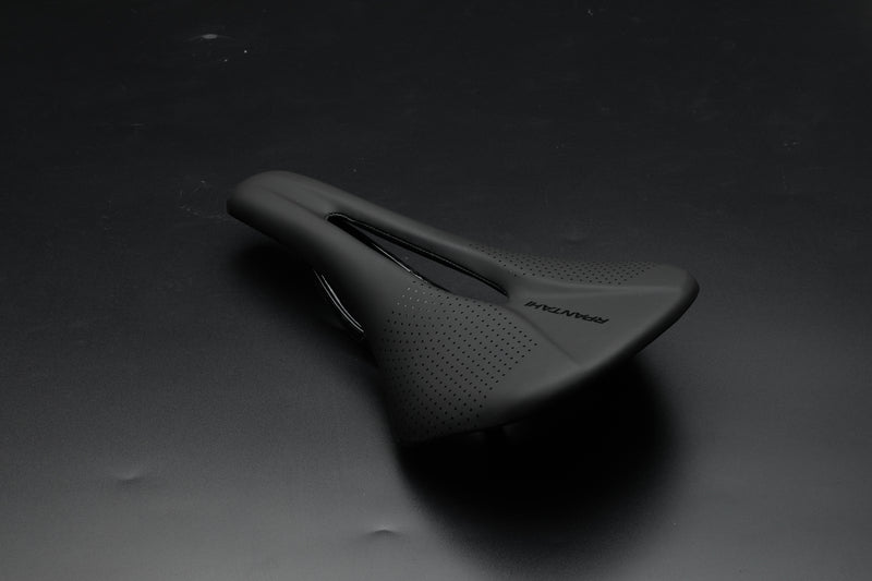 Load image into Gallery viewer, Rpantahi Short Nose Bicycle Carbon Saddle
