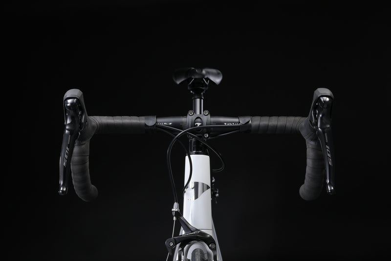 Load image into Gallery viewer, Pardus Robin Sport Carbon Road Bike with Shimano 105
