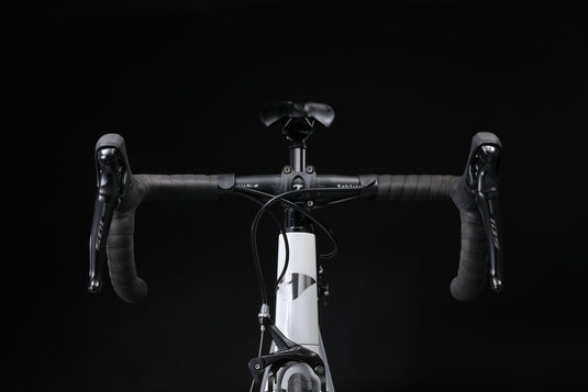 Pardus Robin Sport Carbon Road Bike with Shimano 105