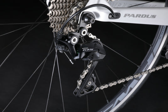Pardus Robin Sport Carbon Road Bike with Shimano 105