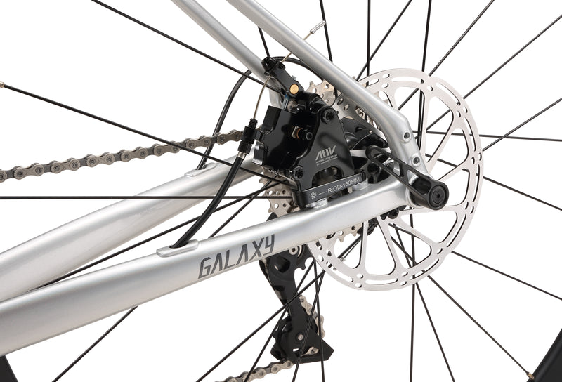 Load image into Gallery viewer, Sunpeed Galaxy Road Bike Shimano 105 11 speed
