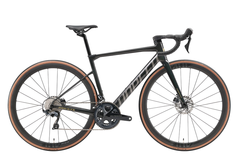 Load image into Gallery viewer, Sunpeed Invincible GTS Carbon Road Bike 105
