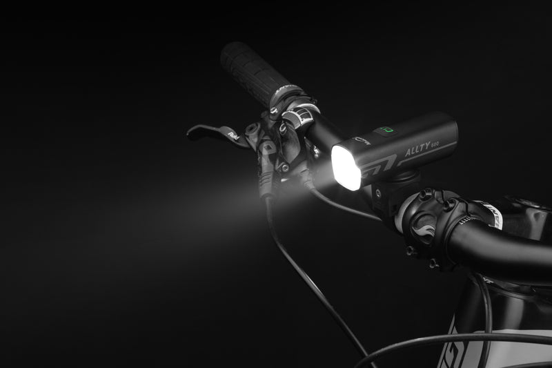 Load image into Gallery viewer, Magicshine ALLTY600 Rechargeable USB-C  Bike Light
