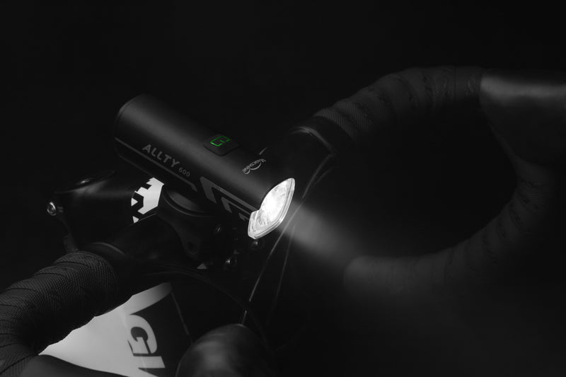 Load image into Gallery viewer, MagicShine Allty 600 Bicycle Front Light + Seemee 30 Tail Light Combo
