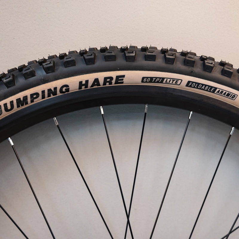 Load image into Gallery viewer, Compass Jumping Hare Mountain Bike Tyre 27.5*2.25  29*2.25 Folding tires
