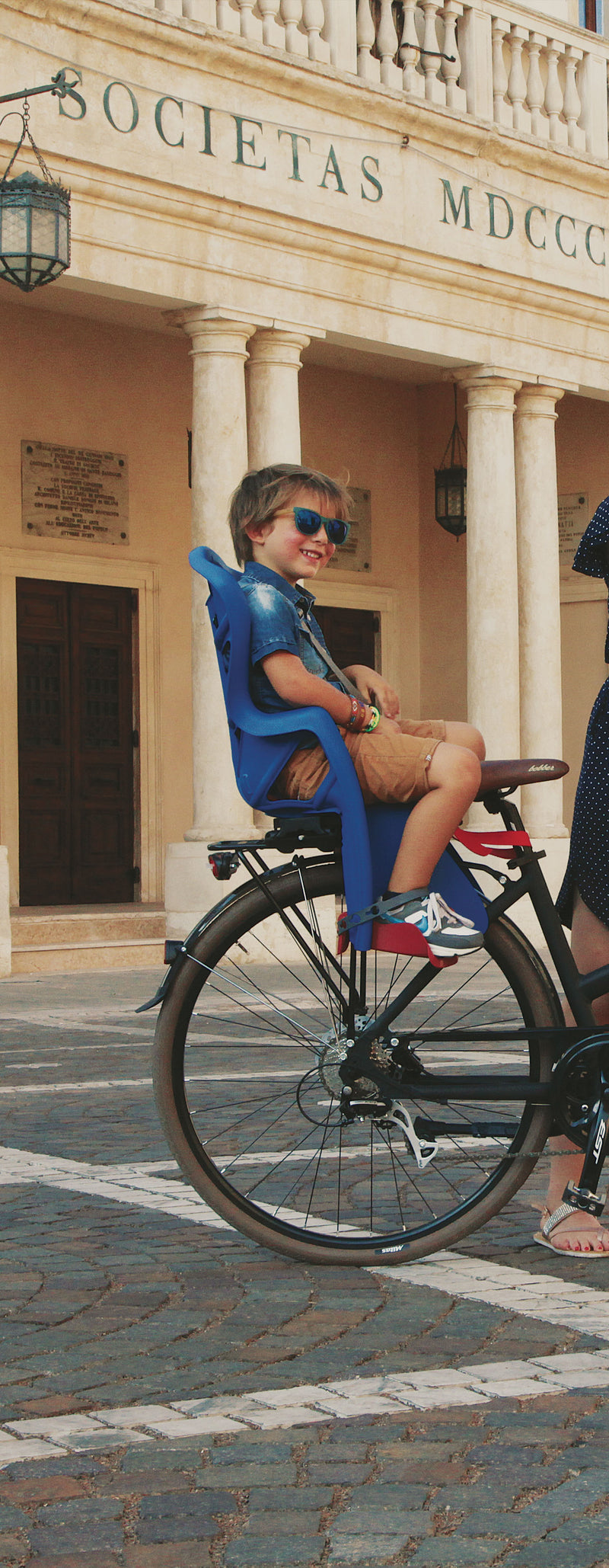 Load image into Gallery viewer, Bellelli Pepe Bicycle Mounted Child Bicycle Rear Seat
