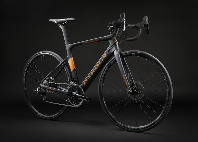 Load image into Gallery viewer, Pardus Spark Disc Sram Rival Carbon Road Bike with Hydraulic Brakes Clearance
