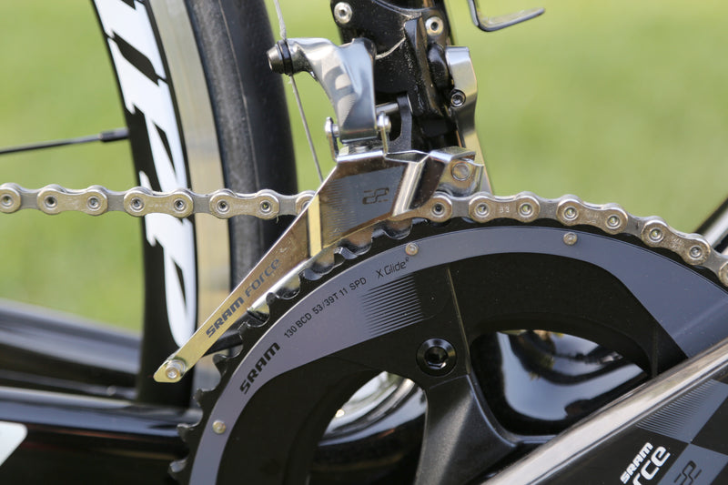 Load image into Gallery viewer, Racework Bicycle Hollow Chain 11 Speed Golden Color
